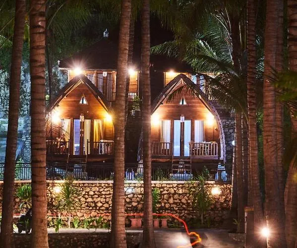 Coconut Hill 3*